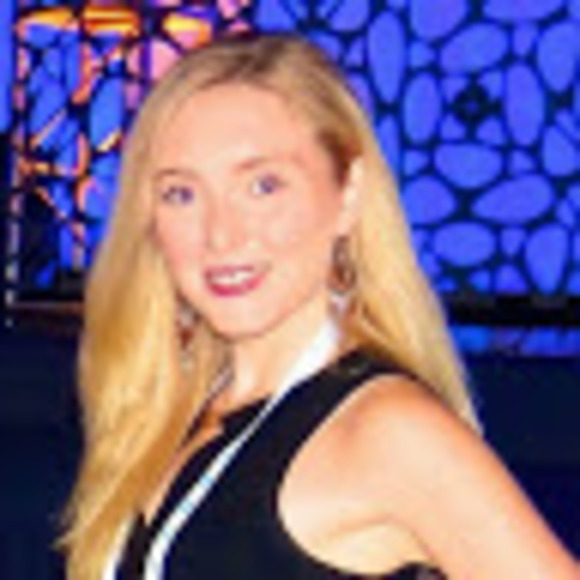 Meet your Posher, Rachael - Picture 1 of 1